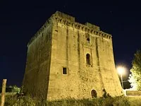 Bastione di Malta di notte, vista ravvicinata